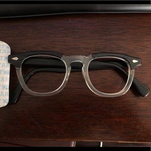 Meet your Posher, Colby